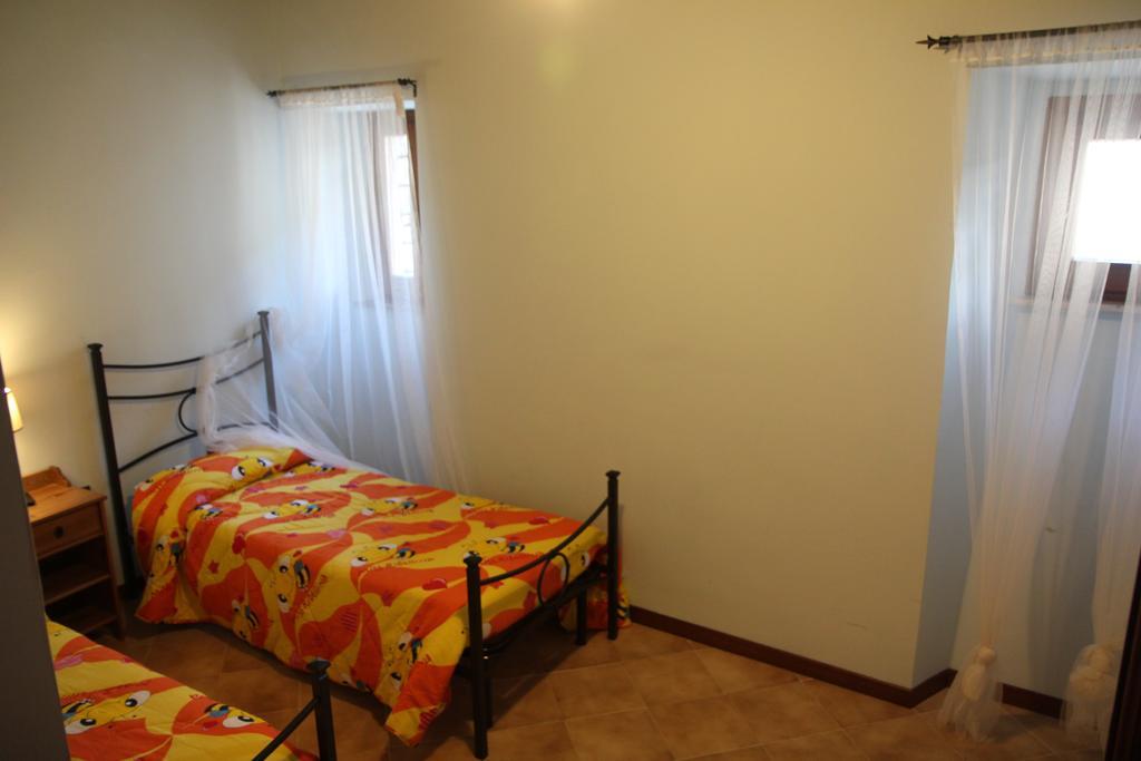 Agriturismo Campagna In Compagnia Vallo di Nera Bagian luar foto
