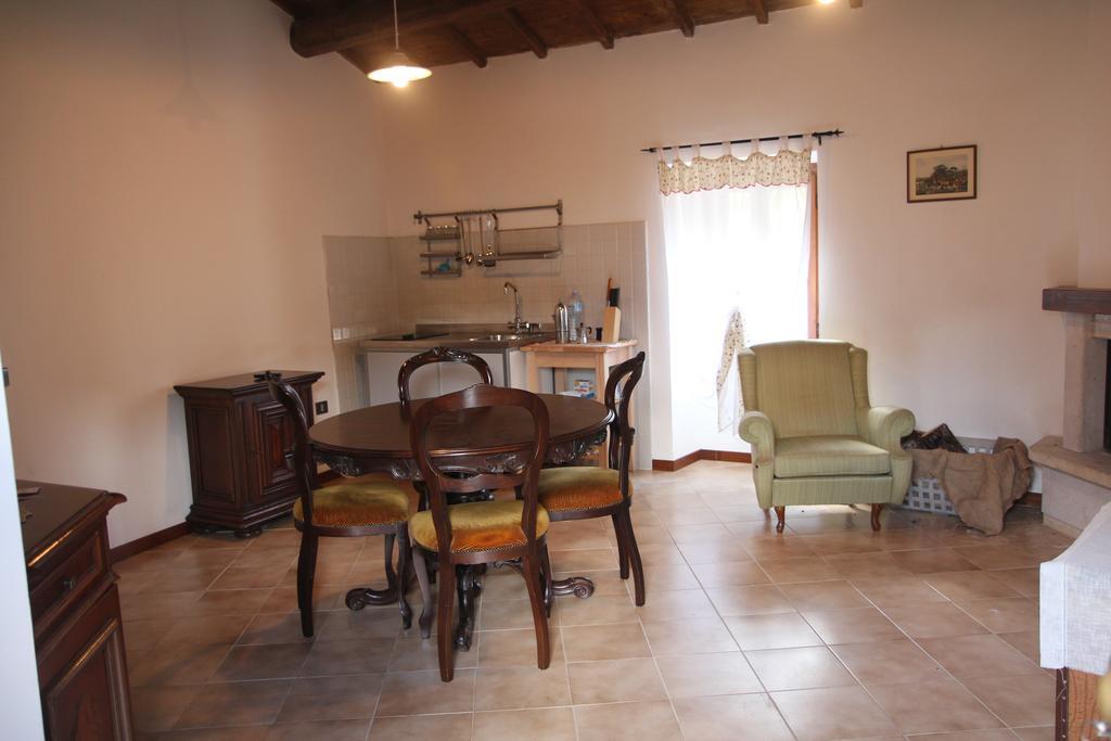 Agriturismo Campagna In Compagnia Vallo di Nera Bagian luar foto