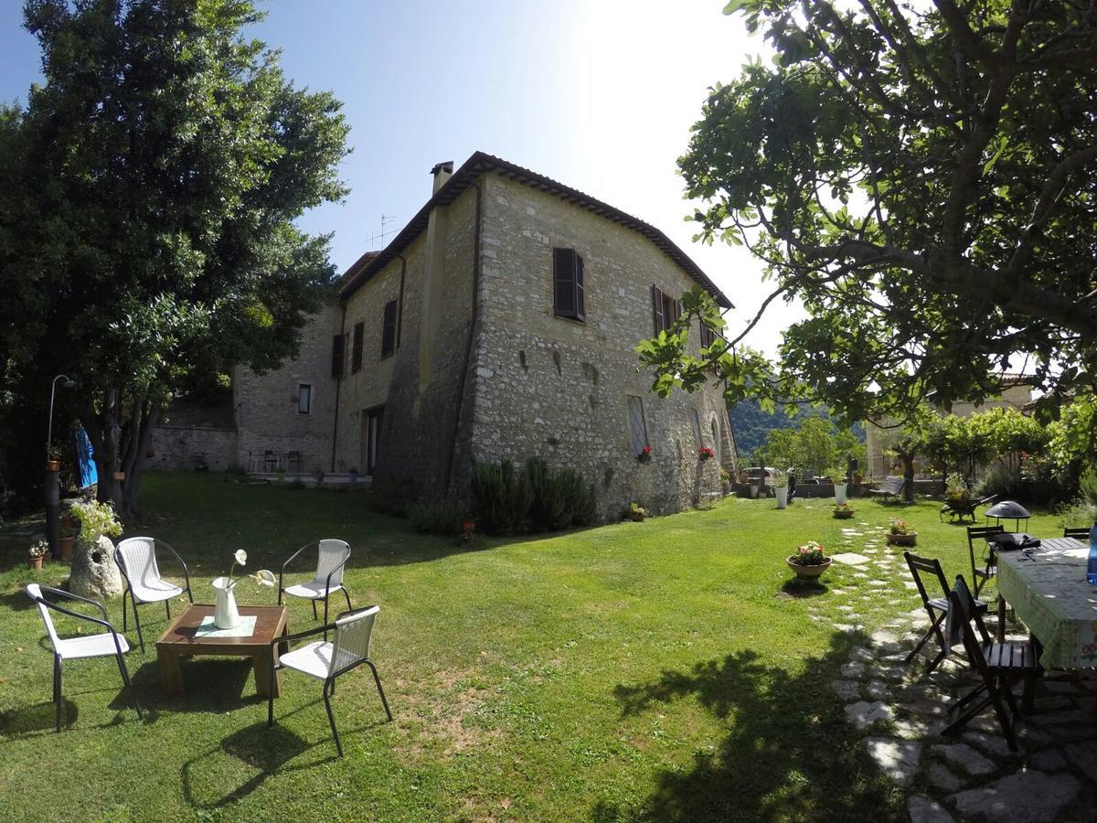 Agriturismo Campagna In Compagnia Vallo di Nera Bagian luar foto