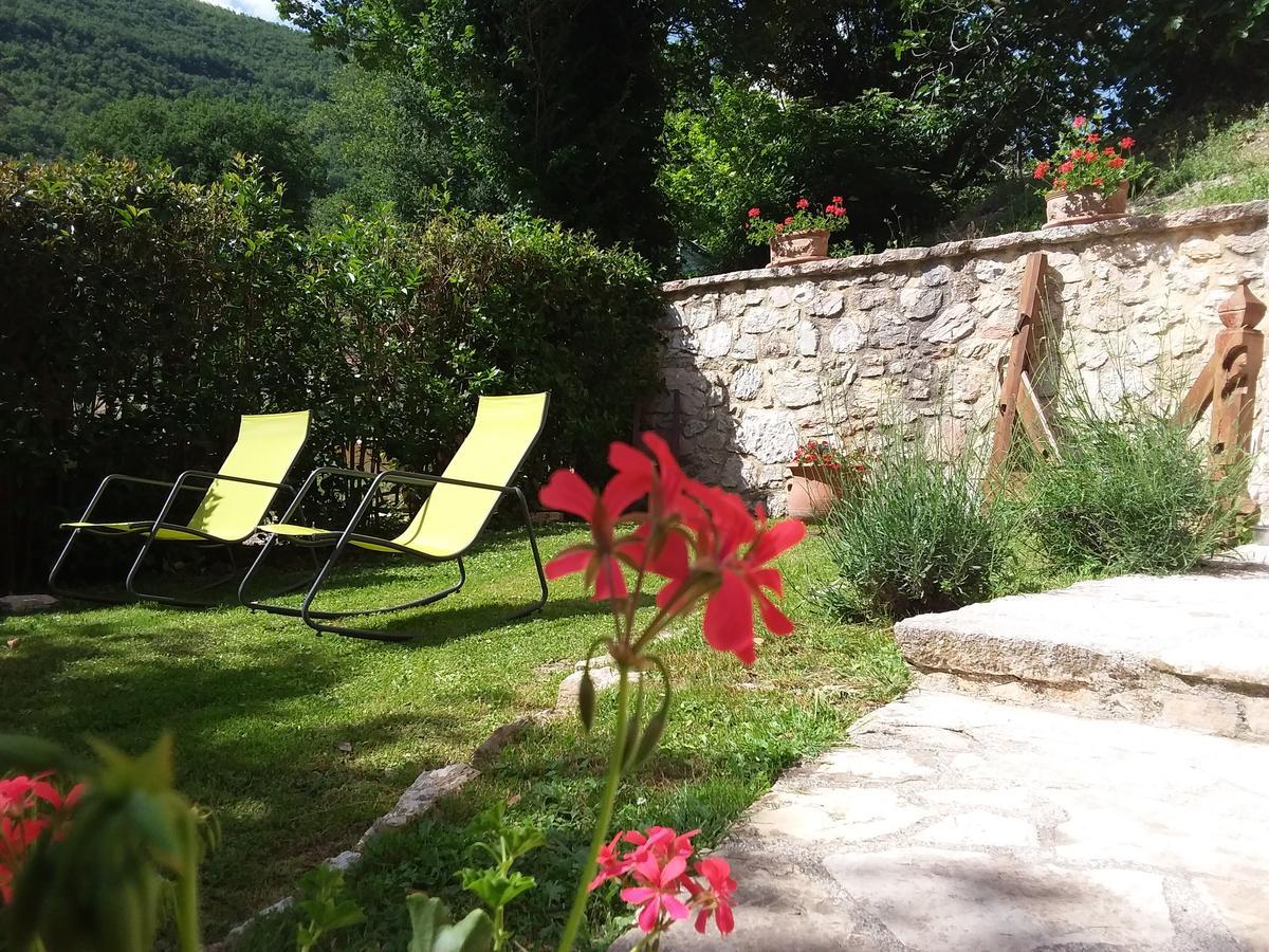 Agriturismo Campagna In Compagnia Vallo di Nera Bagian luar foto